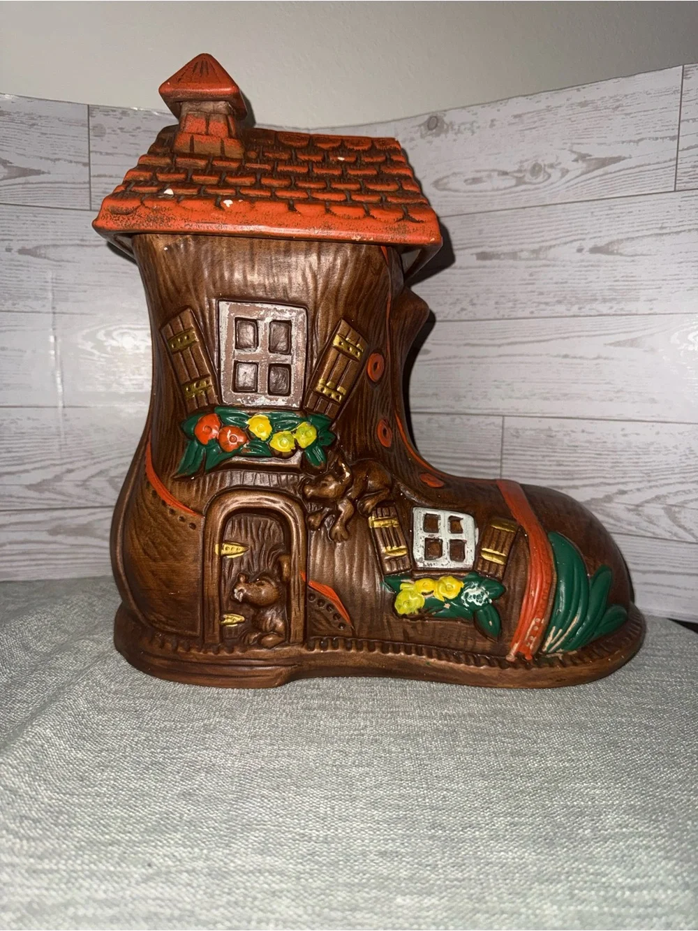 Vintage Ceramic 